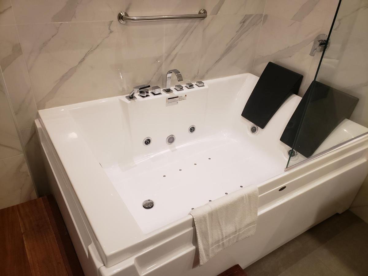 Hotel Lexus ลิมา ภายนอก รูปภาพ